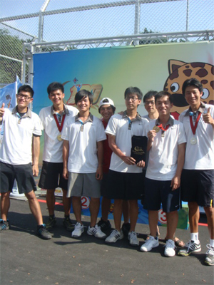 NDHU Tennis Team at the 2011 National Intercollegiate Athletic Games.
