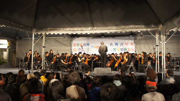 4月14日交響樂團演出