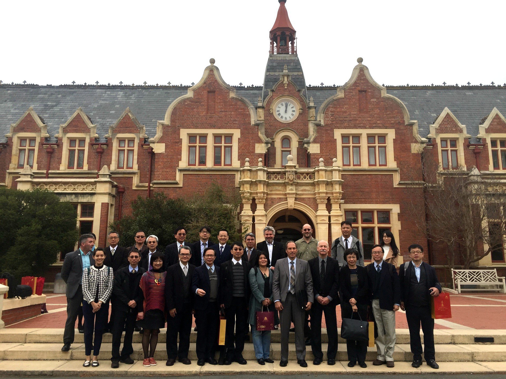 參訪團在紐西蘭南島的奧塔哥大學（ The University of Otago）舉辦第四屆論壇