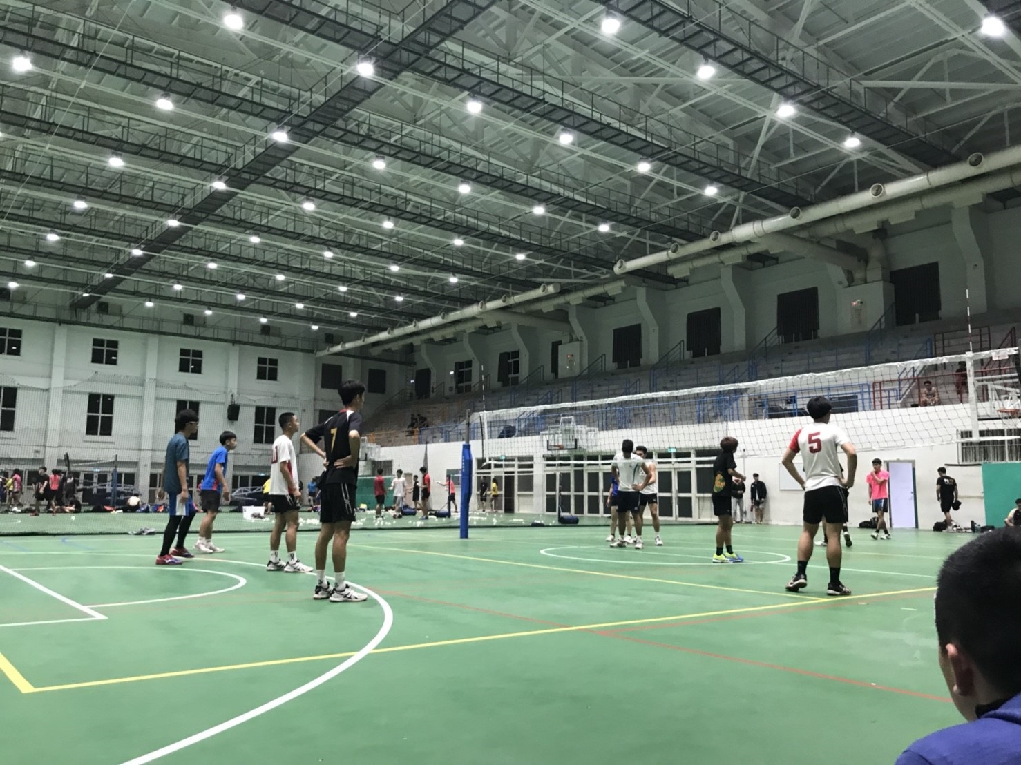 東華甲組男子排球隊與國立花蓮高級中學與比賽過程