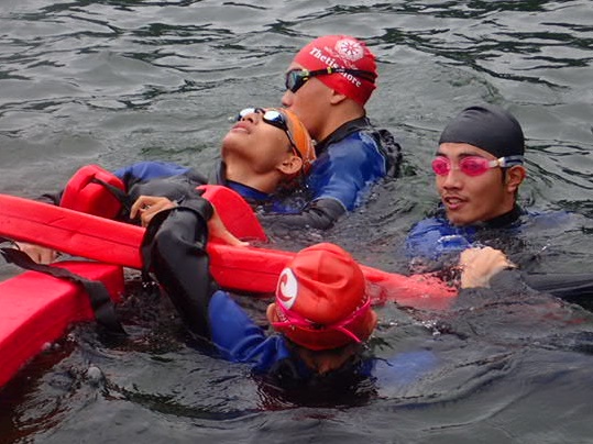 東華大學體育中心與花蓮縣水上救生協會培訓救生員生力軍
