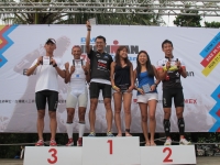 「2012 Ironman 70.3 Taiwan 鐵人三項國際邀請賽」教練徐國峰獲分齡組冠軍