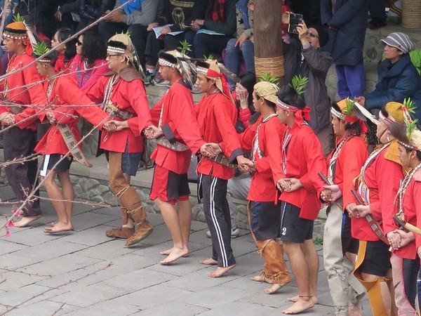 東台灣中心參訪鄒族戰祭並舉辦狩獵及部落公法人共管講座