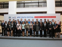 英美語文學系邱睦樵獲選2012 APEC Youth Summit中華台北青年代表團團員